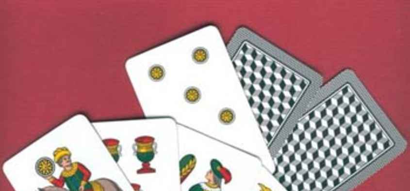 un gioco a carte simile al sette e mezzo cruciverba